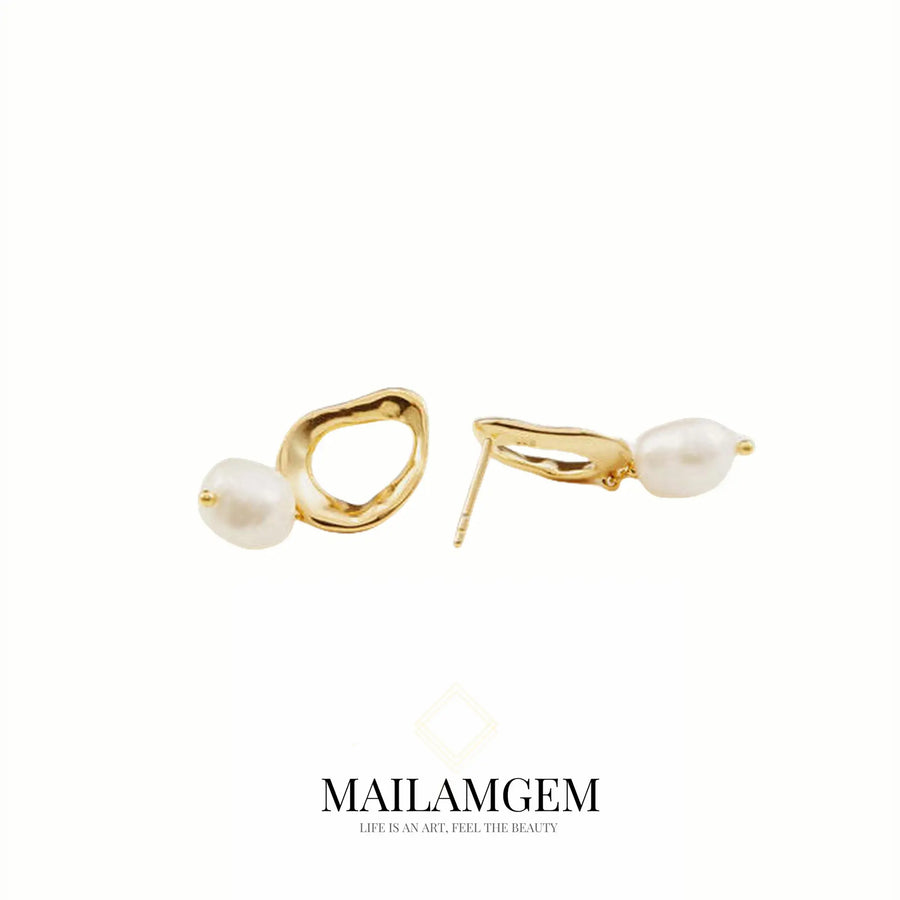 Freshwater Pearl Drop Earrings -Golden