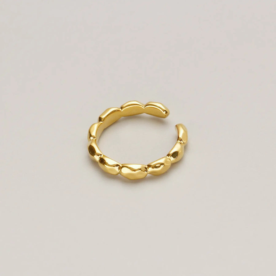 Golden Oval Panel C Ring