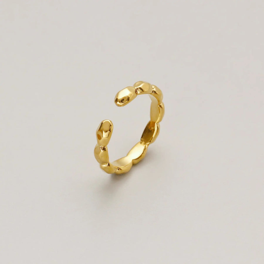 Golden Oval Panel C Ring