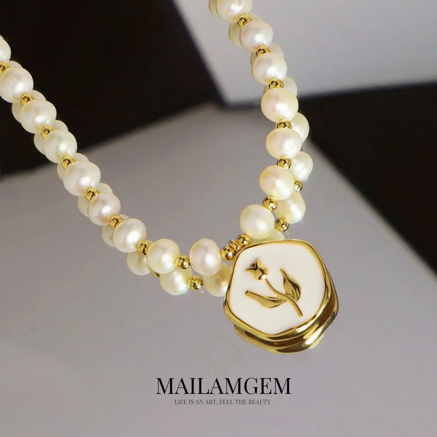 Vintage Tulip Pearl Necklace