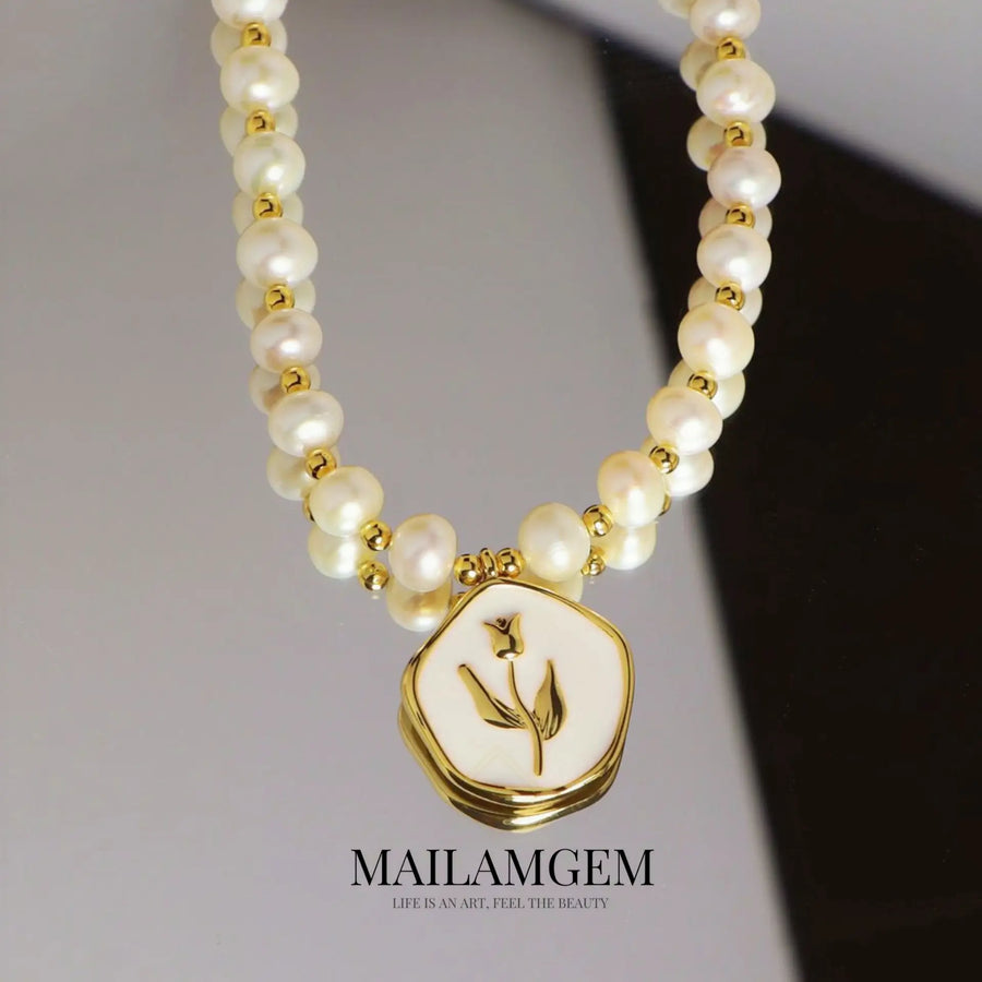 Vintage Tulip Pearl Necklace